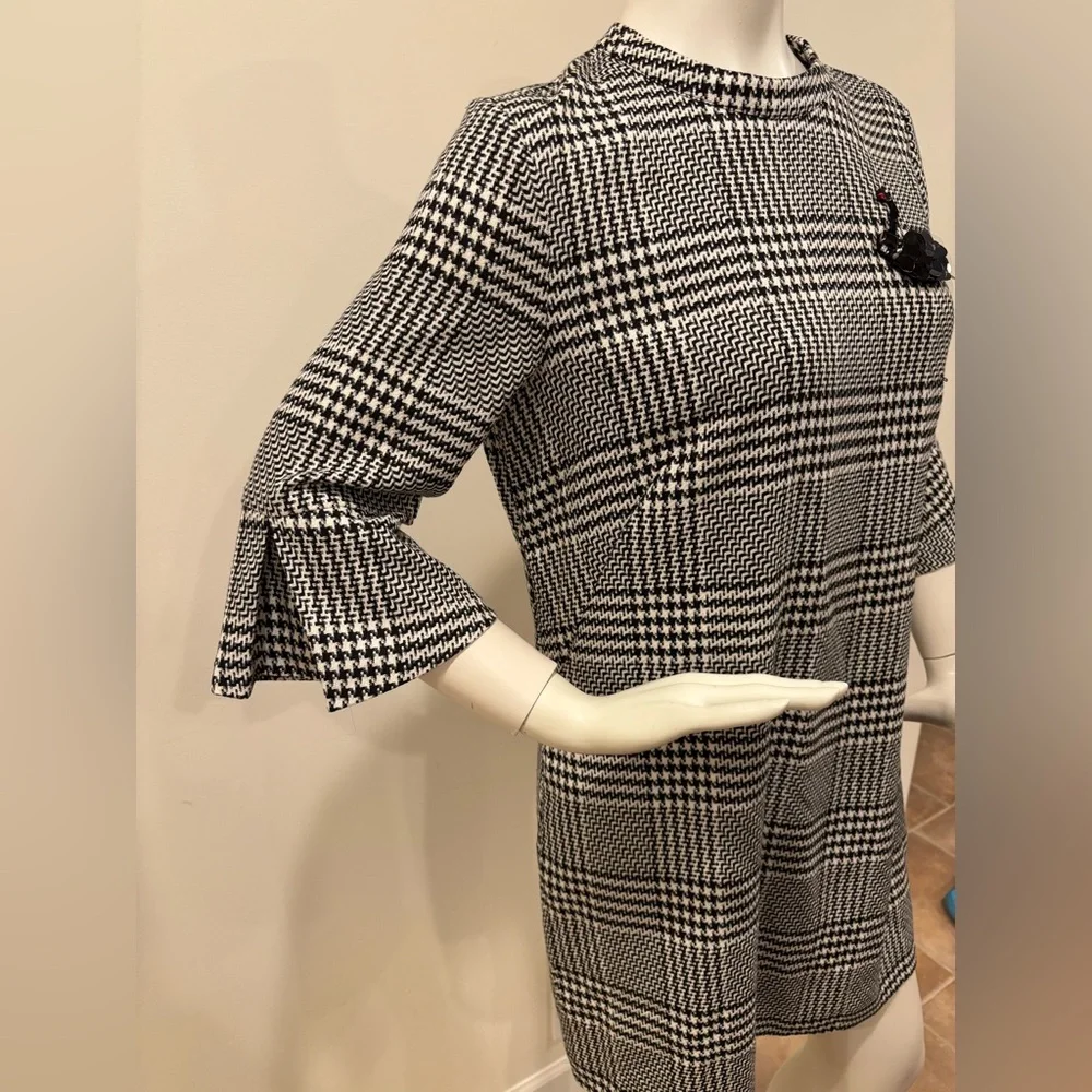 H&M Houndstooth Black and White Dress with Swan Sequin Appliqué, size 12